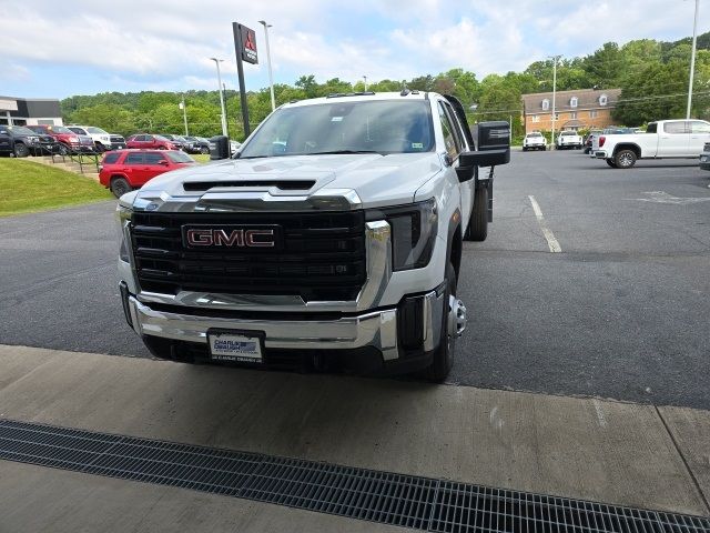 2024 GMC Sierra 3500HD Pro