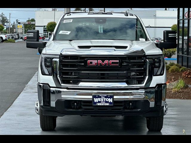 2024 GMC Sierra 3500HD Pro