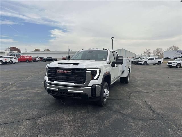 2024 GMC Sierra 3500HD Pro