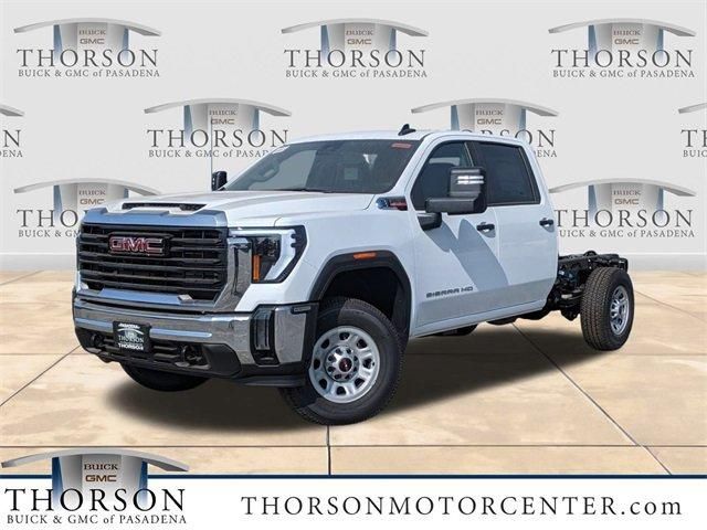 2024 GMC Sierra 3500HD Pro