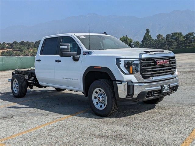 2024 GMC Sierra 3500HD Pro