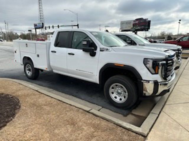 2024 GMC Sierra 3500HD Pro