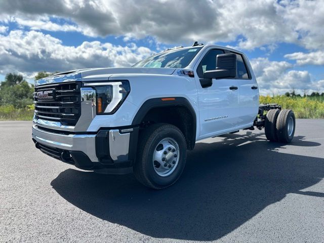 2024 GMC Sierra 3500HD Pro