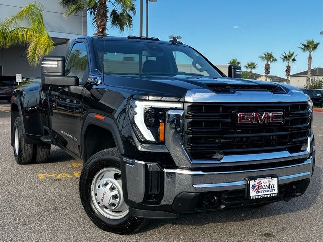 2024 GMC Sierra 3500HD Pro