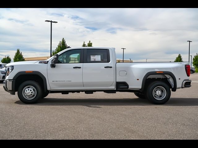 2024 GMC Sierra 3500HD Pro