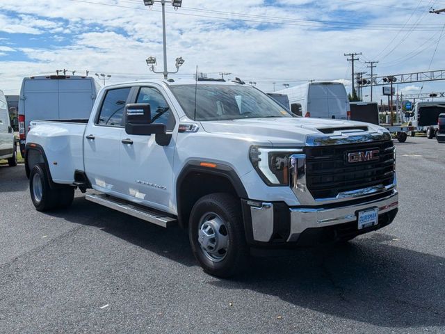 2024 GMC Sierra 3500HD Pro