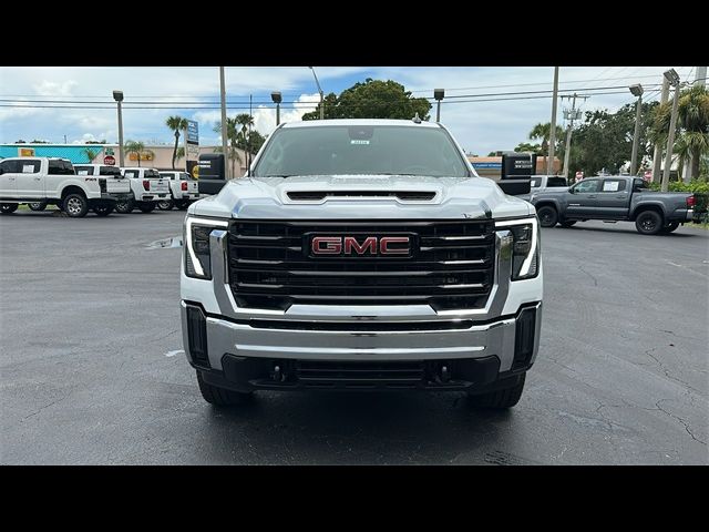 2024 GMC Sierra 3500HD Pro