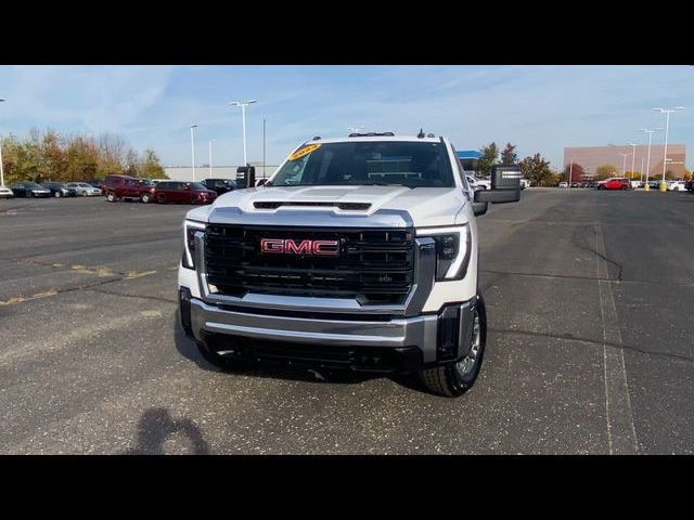 2024 GMC Sierra 3500HD Pro