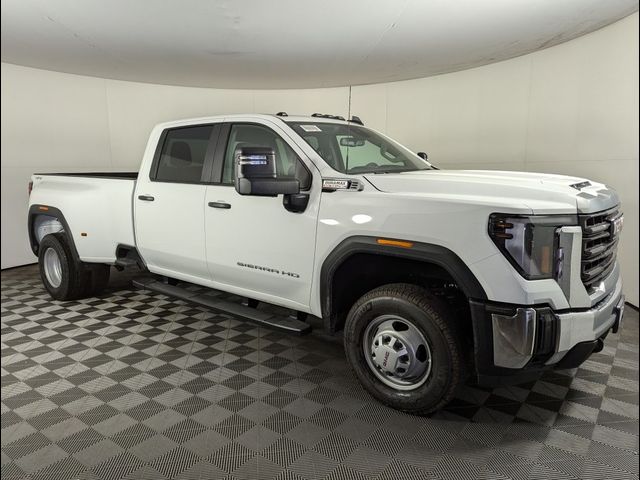 2024 GMC Sierra 3500HD Pro