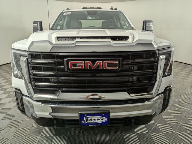 2024 GMC Sierra 3500HD Pro