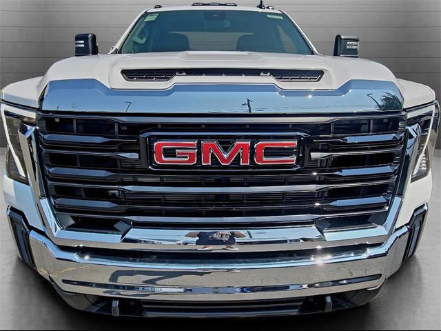 2024 GMC Sierra 3500HD Pro