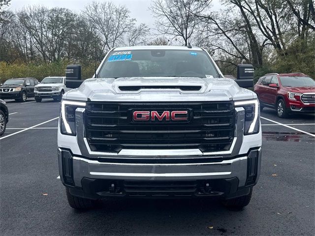 2024 GMC Sierra 3500HD Pro