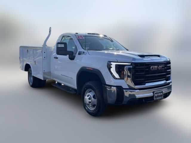2024 GMC Sierra 3500HD Pro