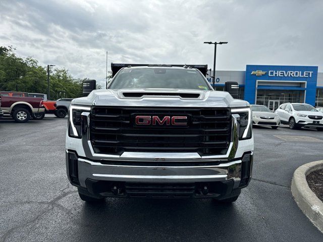 2024 GMC Sierra 3500HD Pro