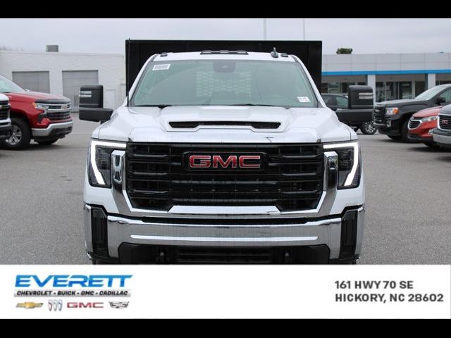 2024 GMC Sierra 3500HD Pro