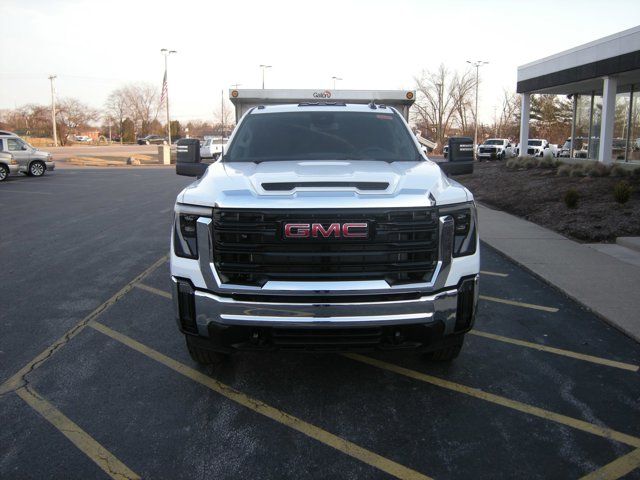 2024 GMC Sierra 3500HD Pro