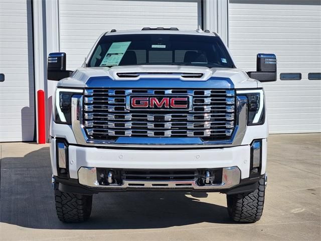 2024 GMC Sierra 3500HD Denali