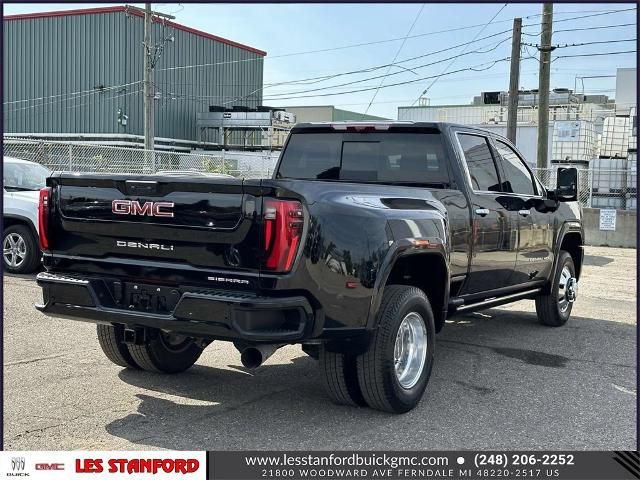 2024 GMC Sierra 3500HD Denali