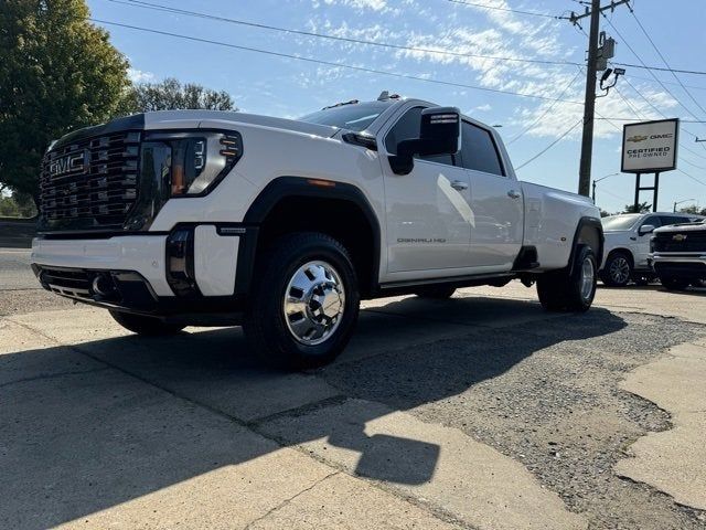 2024 GMC Sierra 3500HD Denali Ultimate