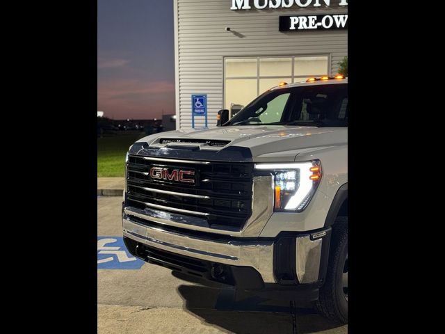 2024 GMC Sierra 3500HD Pro