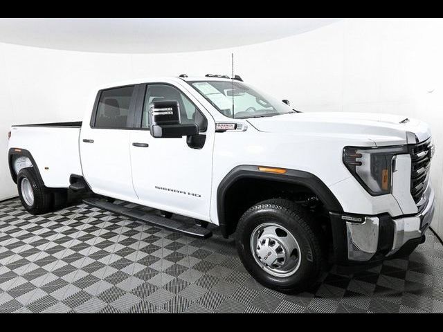 2024 GMC Sierra 3500HD Pro