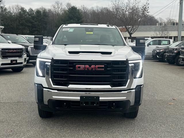 2024 GMC Sierra 3500HD Pro