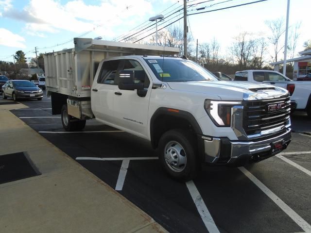 2024 GMC Sierra 3500HD Pro