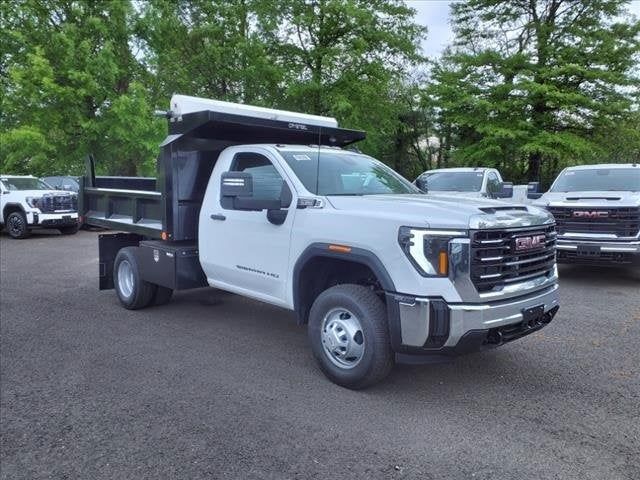 2024 GMC Sierra 3500HD Pro