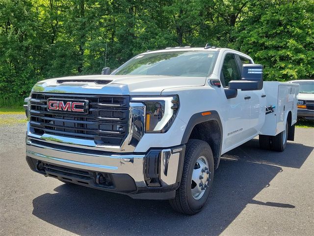 2024 GMC Sierra 3500HD Pro