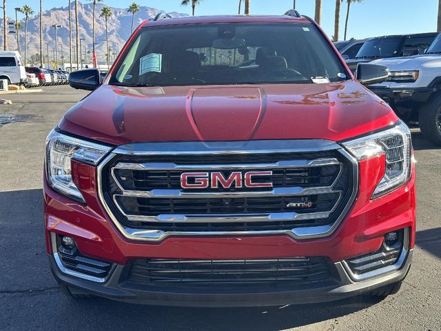 2024 GMC Terrain AT4