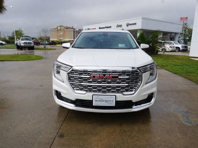 2024 GMC Terrain AT4