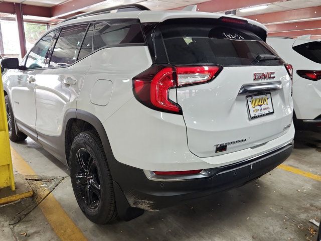 2024 GMC Terrain AT4