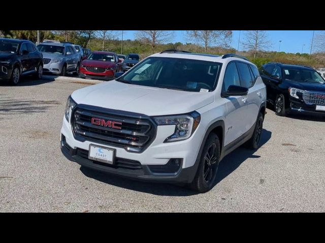 2024 GMC Terrain AT4