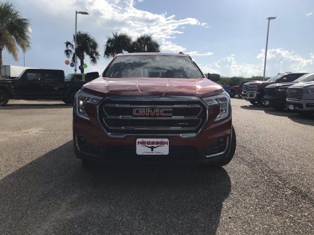 2024 GMC Terrain AT4