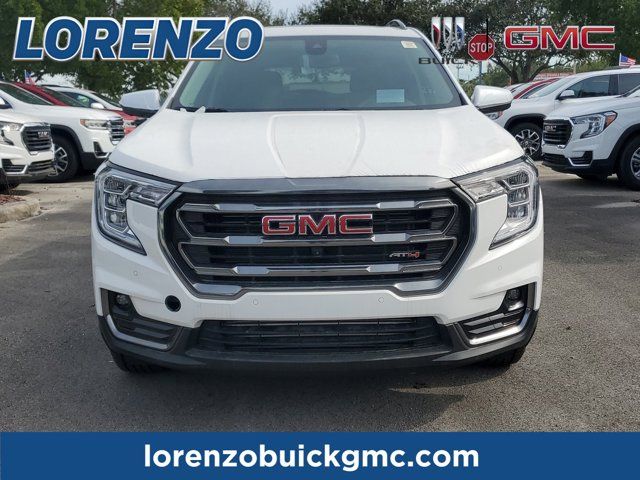 2024 GMC Terrain AT4