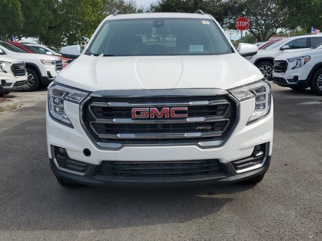 2024 GMC Terrain AT4