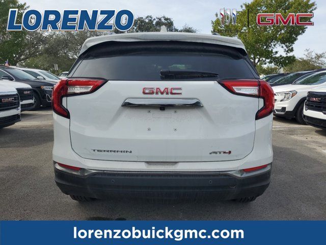 2024 GMC Terrain AT4