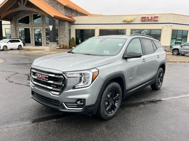 2024 GMC Terrain AT4