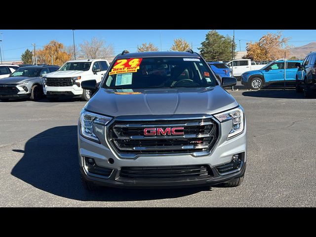 2024 GMC Terrain AT4