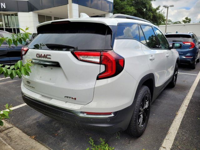2024 GMC Terrain AT4