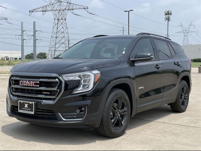 2024 GMC Terrain AT4