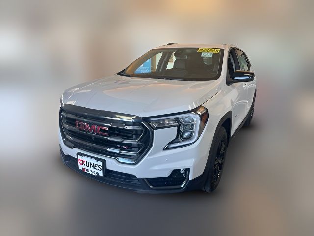 2024 GMC Terrain AT4