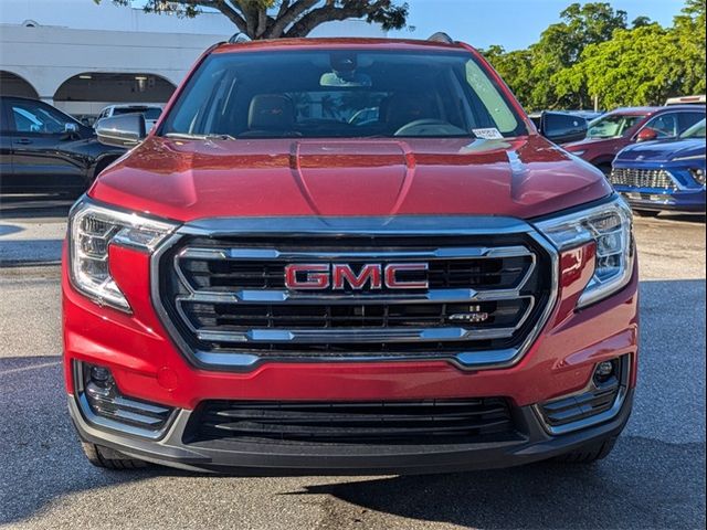 2024 GMC Terrain AT4