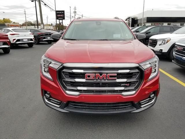 2024 GMC Terrain AT4