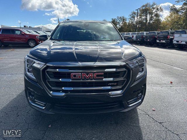 2024 GMC Terrain AT4