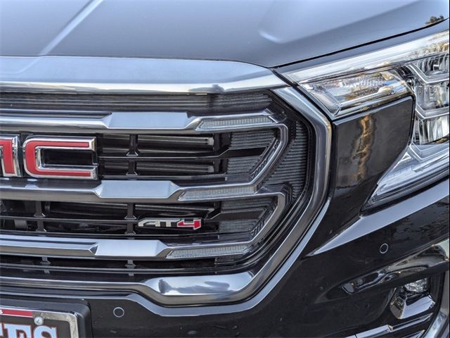 2024 GMC Terrain AT4