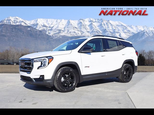 2024 GMC Terrain AT4