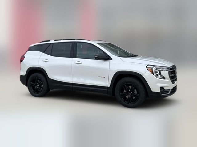 2024 GMC Terrain AT4