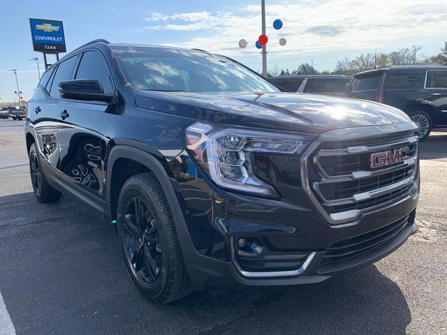 2024 GMC Terrain AT4