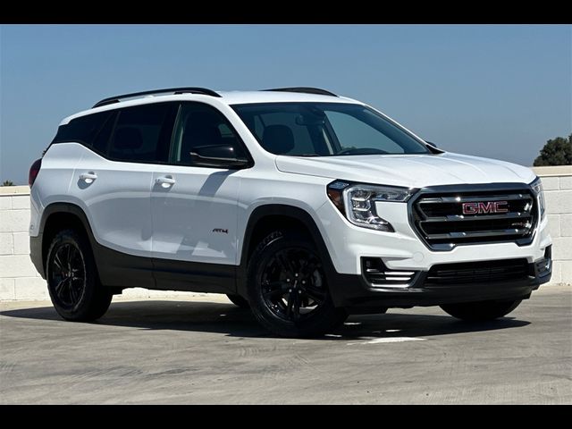 2024 GMC Terrain AT4